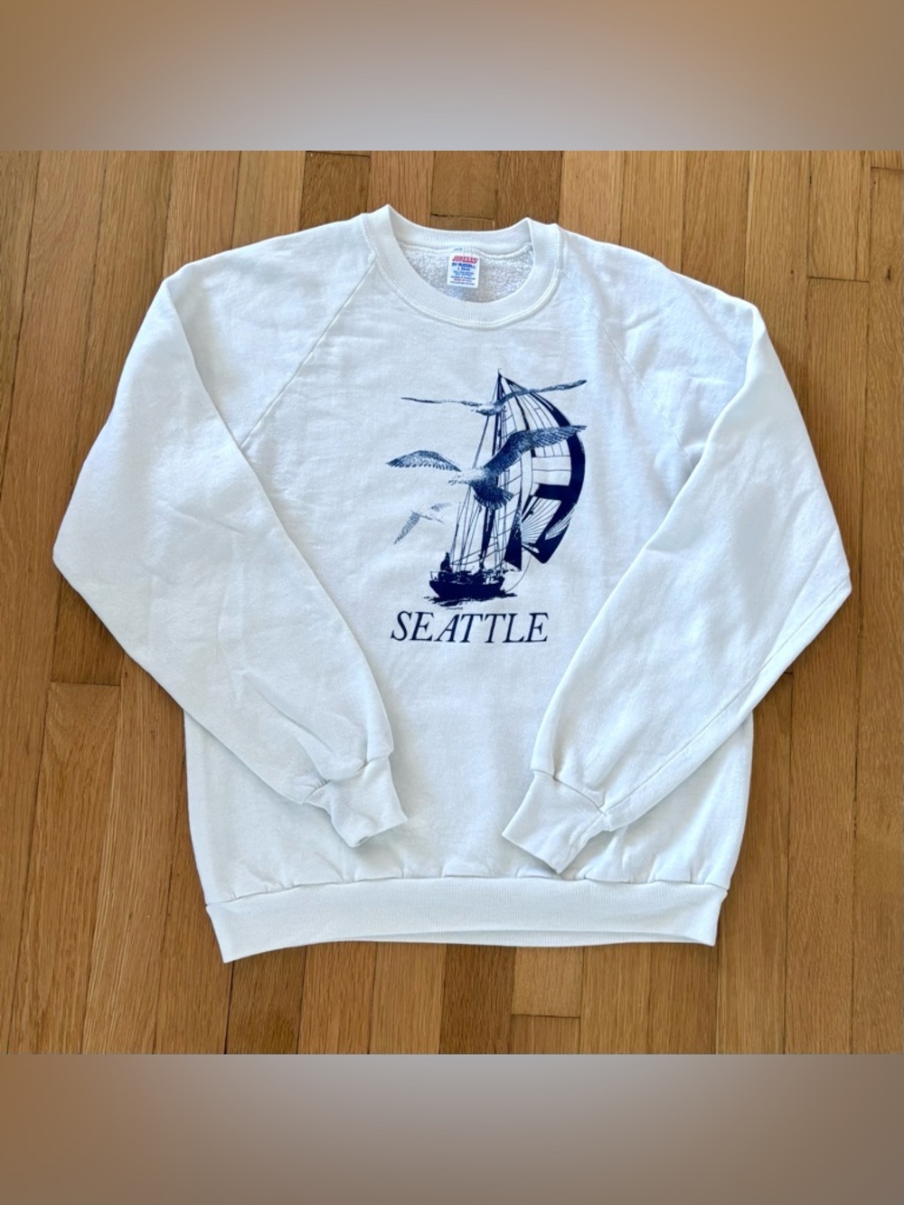 Vintage 90s Crewneck Seattle Print Jerzees Made In USA White/Navy Women’s Large